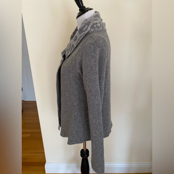 Chiaramente Made in Italy Wool Animal Print Cardigan Size Large - Picture 11 of 15